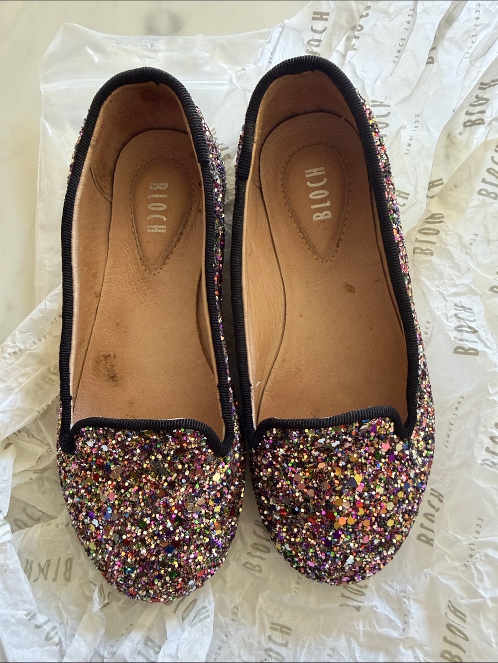 Bloch Girl’s Multicolor Glitter Ballet Flats